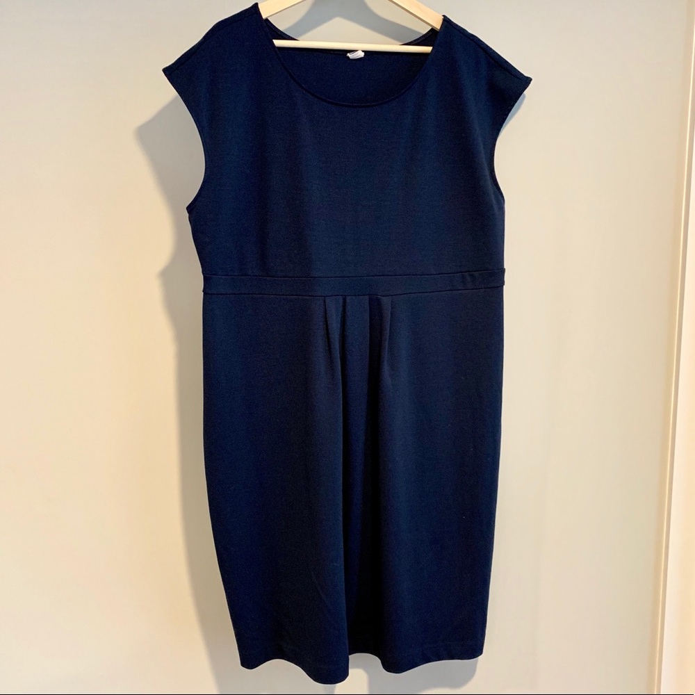 Beautiful Navy Fitted Maternity Dress XL